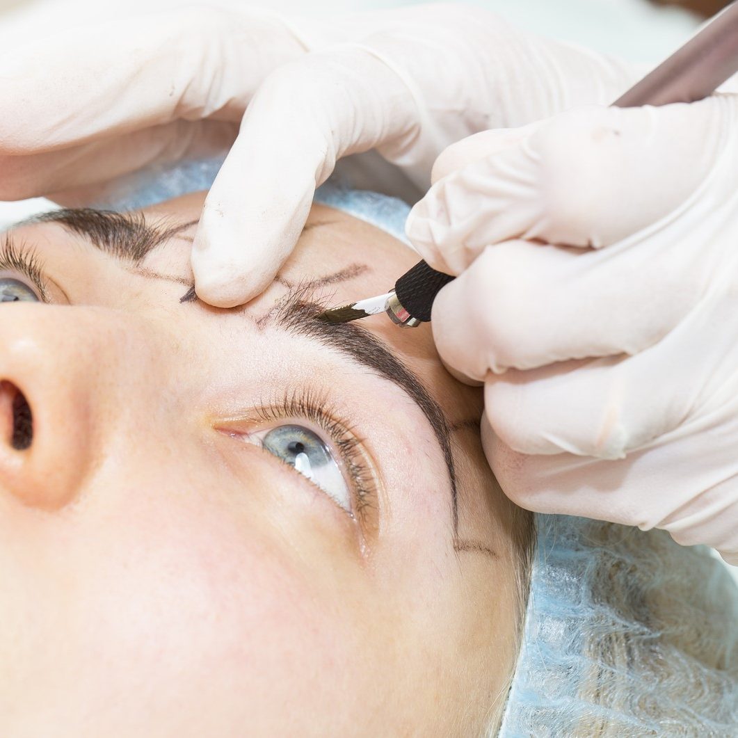 Microblading eyebrows workflow in a beauty salon